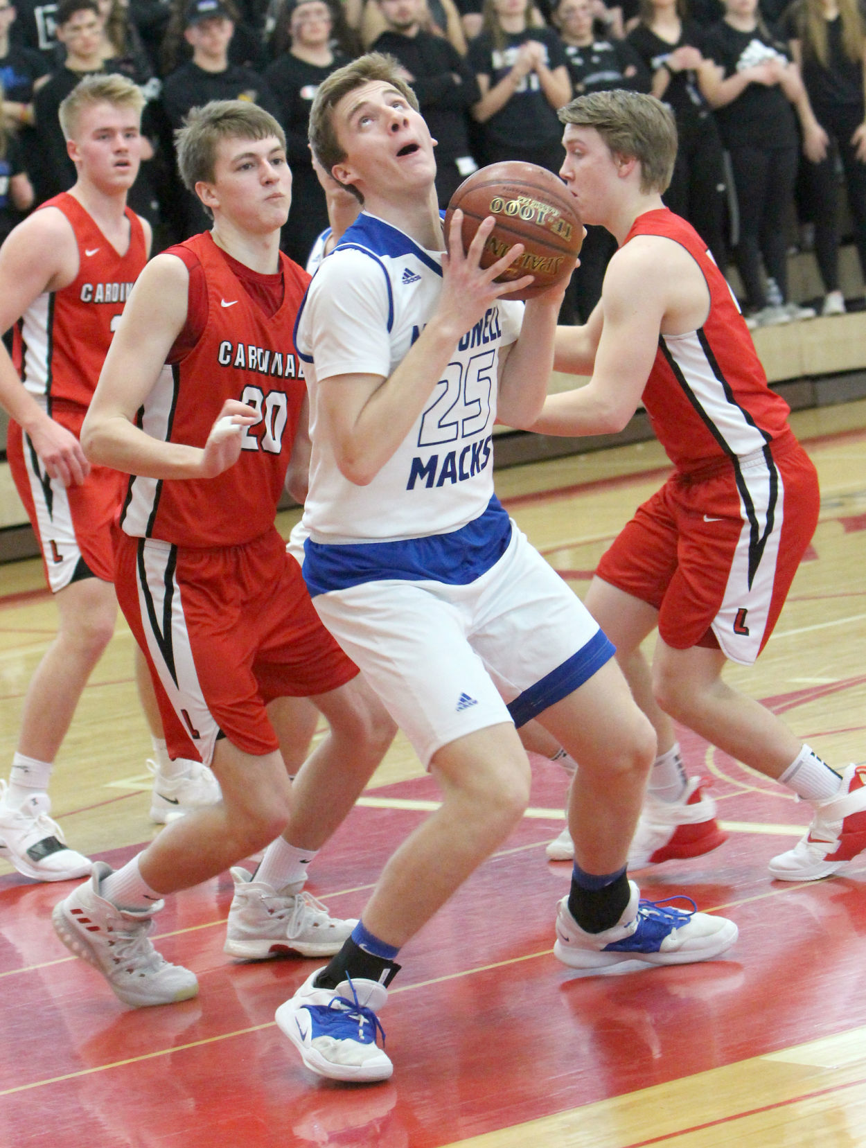 McDonell boys basketball vs Luck at Chi-Hi 3-9-19
